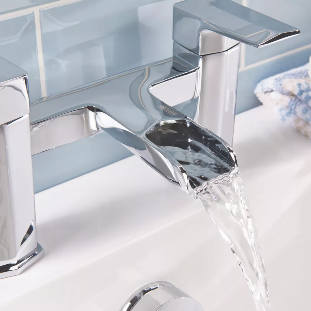 Bristan Elegance Waterfall Bath Filler - Image 4