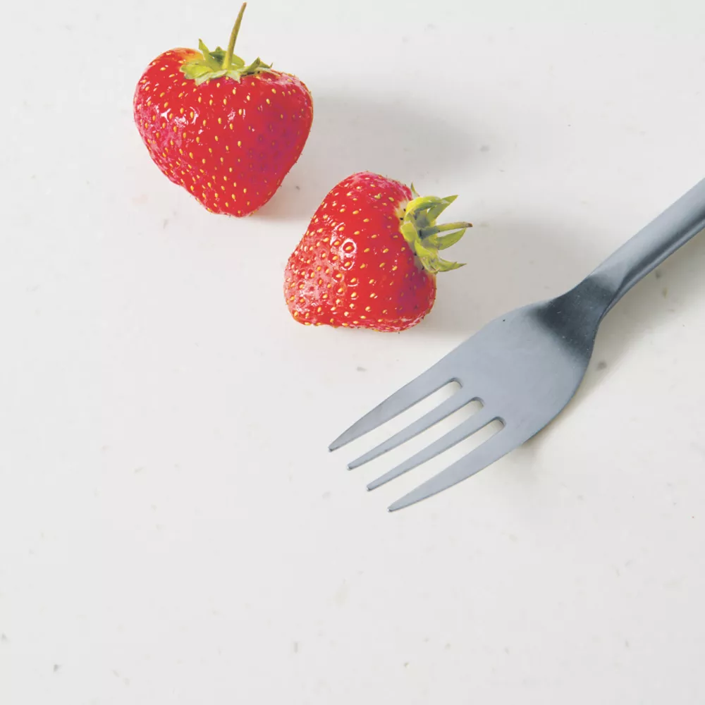 Maia Calcite Breakfast Bar 1800 X 900 X 28mm - Image 3