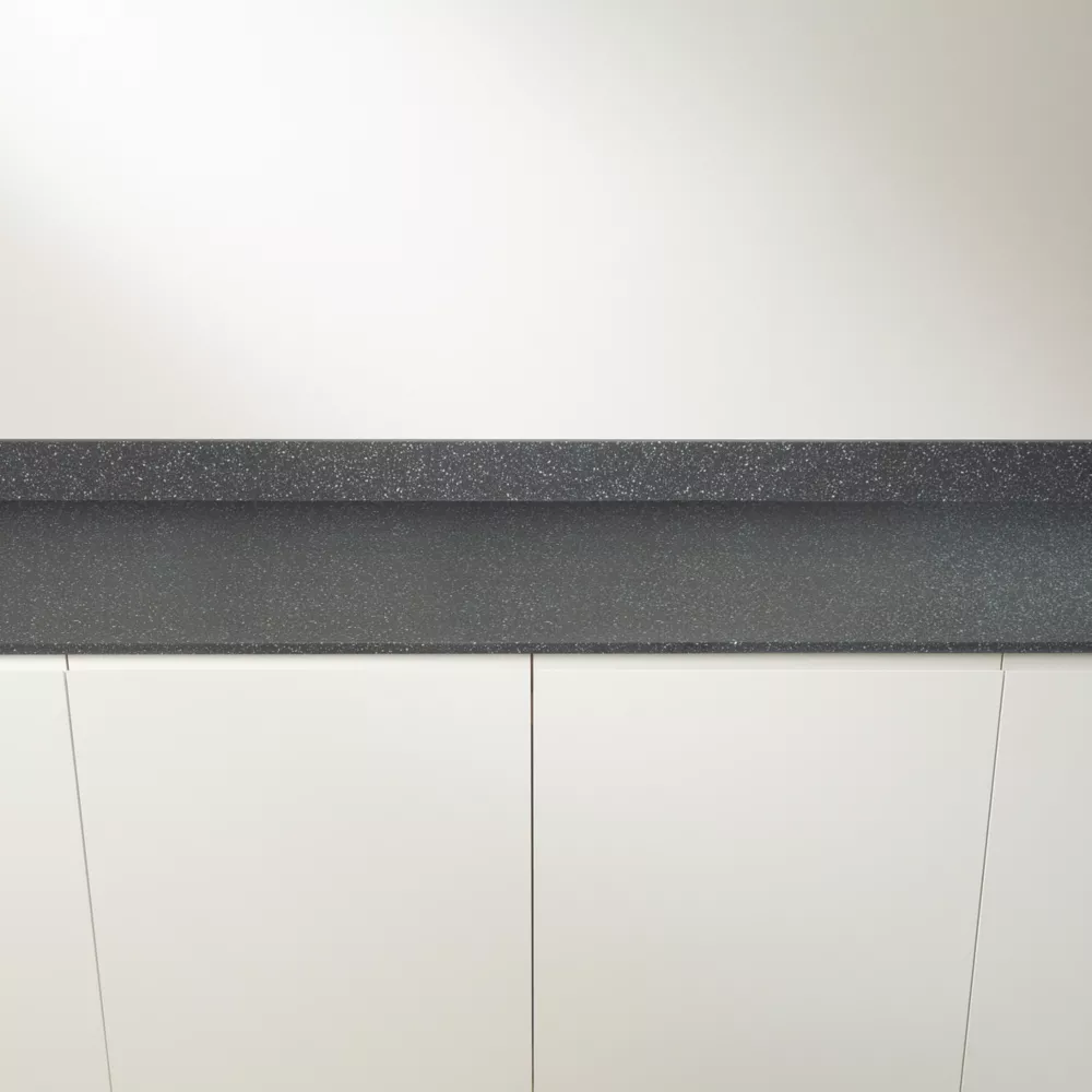 Metis Black Upstand 3050 X 100 X 15mm - Image 3