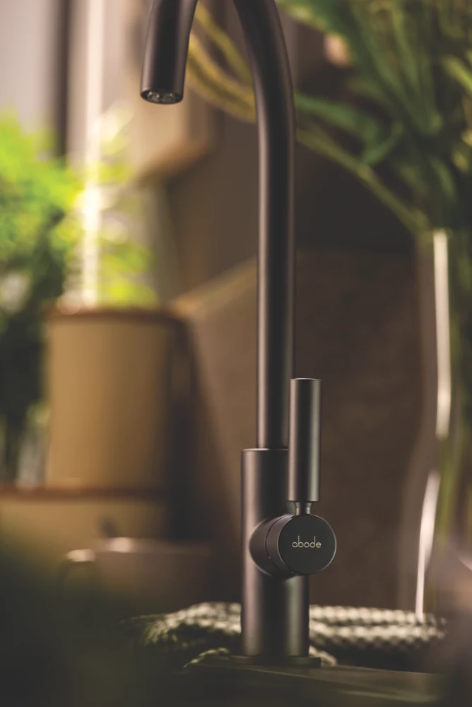 Abode Globe Single Lever Mono Mixer Kitchen Tap Black - Image 3
