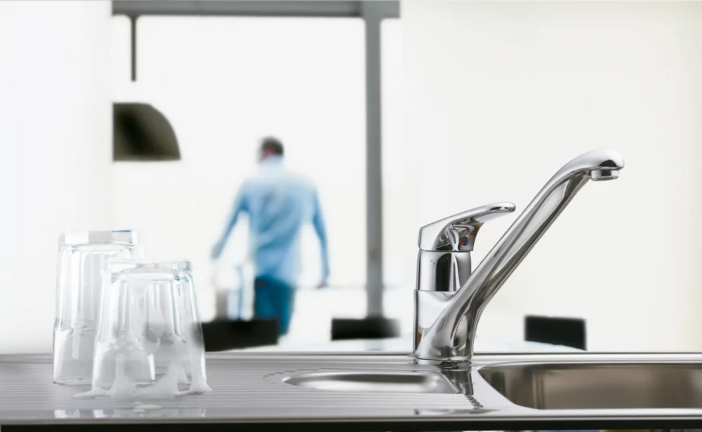 Armitage Shanks Sandringham Single Lever Basin Monobloc Mixer Tap Chrome - Image 2