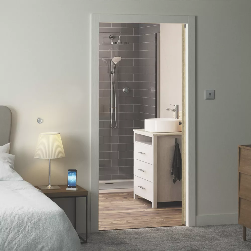 Mira Mode Dual Gravity-Pumped Rear-Fed Dual Outlet Chrome Thermostatic Digital Shower - Image 5