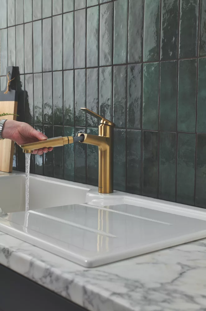 Clearwater Levant LEV20BB Single Lever Tap With Pull-Out Brushed Brass PVD - Image 5