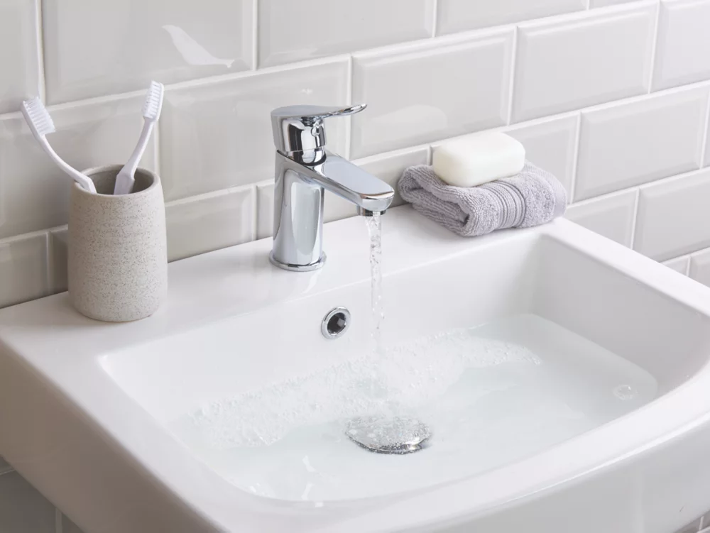 Bristan Ertz Basin Mixer With Clicker Waste Chrome - Image 3