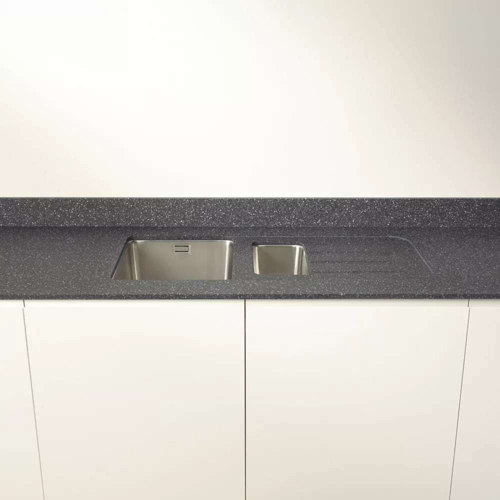 Metis Black Sink Module With 1.5 Bowl Stainless Steel Sink 3050 X 620 X 15mm - Image 4